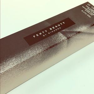 🔥2/20🔥 NWT Rihanna Fenty Beauty Pro Filter 110